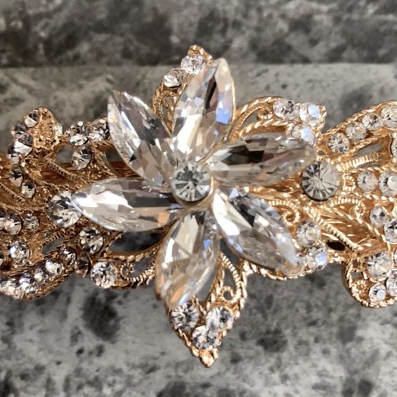 (2 for $10) NWOT Rhinestone / Gold Hair Clip - Picture 4 of 5